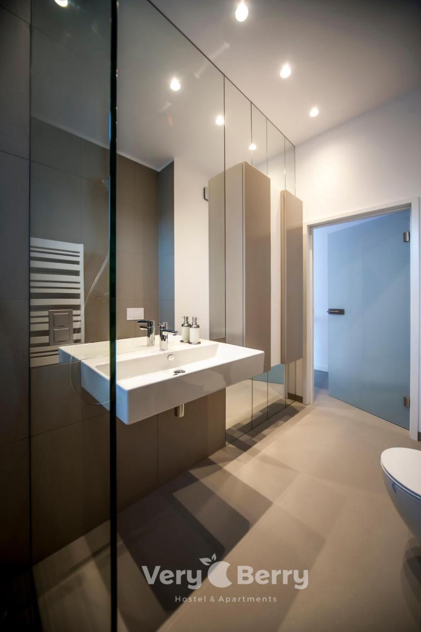 Very Berry - Orzeszkowej 14 - Mtp Apartment, Parking, Check In 24h *